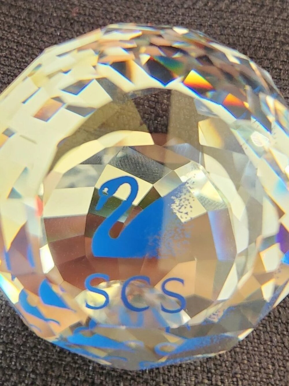 Swarovski Crystal SCS Blue Swan Retired 1.5" Round Faceted Ball Paperweight, Box - Picture 11 of 13
